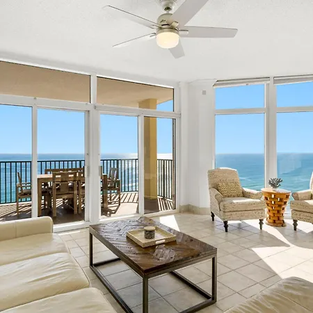 New Beachfront With Pool And Pickleball